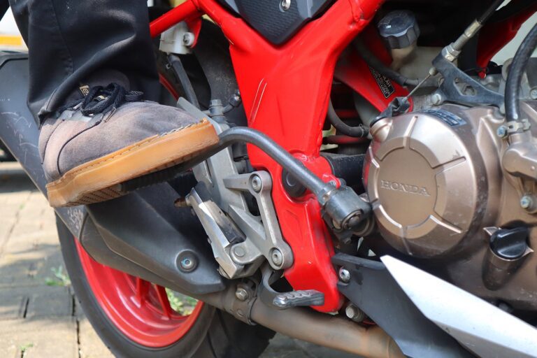 Tips Ampuh Mengatasi Mesin Motor yang Sulit Dihidupkan dengan Kick Starter