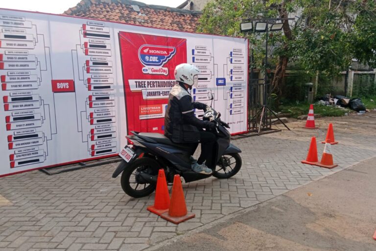 Honda DBL East Jakarta Region: Paduan Pencarian Bakat Pebasket Putra-Putri dan Keselamatan Berkendara