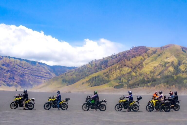 V-Strom Indonesia Owners (VION) Rayakan 1st Anniversary di Bromo Bersama PT Suzuki Indomobil Sales (SIS)